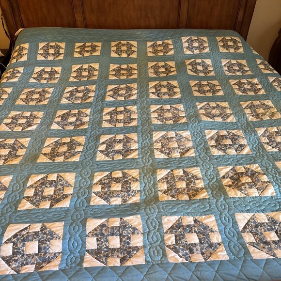 Homemade Other - Homemade 8 Point Quilt Aqua Blue Size King Bedspread  97 X 85 Monkey Wrench